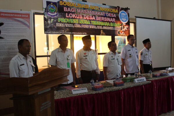 Deklarasi Desa BERSINAR :Desa Poto Tano Siap Sebagai Desa BERSINAR (Bersih Narkoba)